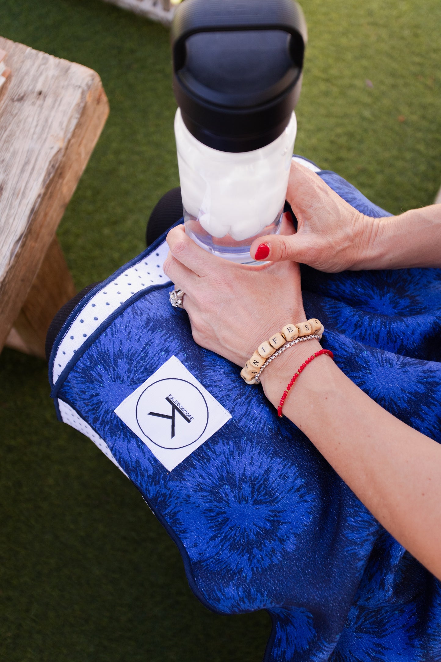 Hot yoga towels with vibrant patterns, designed for men and women, ideal for sweat-absorbing performance