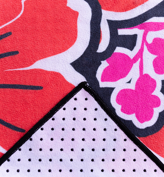 Kaleidoscope yoga towels in vibrant prints for men and women, perfect for hot yoga sessions